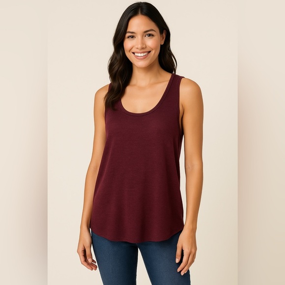 Susan Graver Women's Top - Rich Burgundy 🍒 - Picture 11 of 11